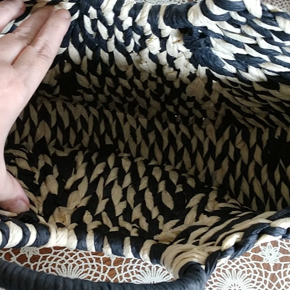 SALE Half Semi Circle Straw Ratan Woven Structured Tote Bag Black Cream Boho - Picture 8 of 10